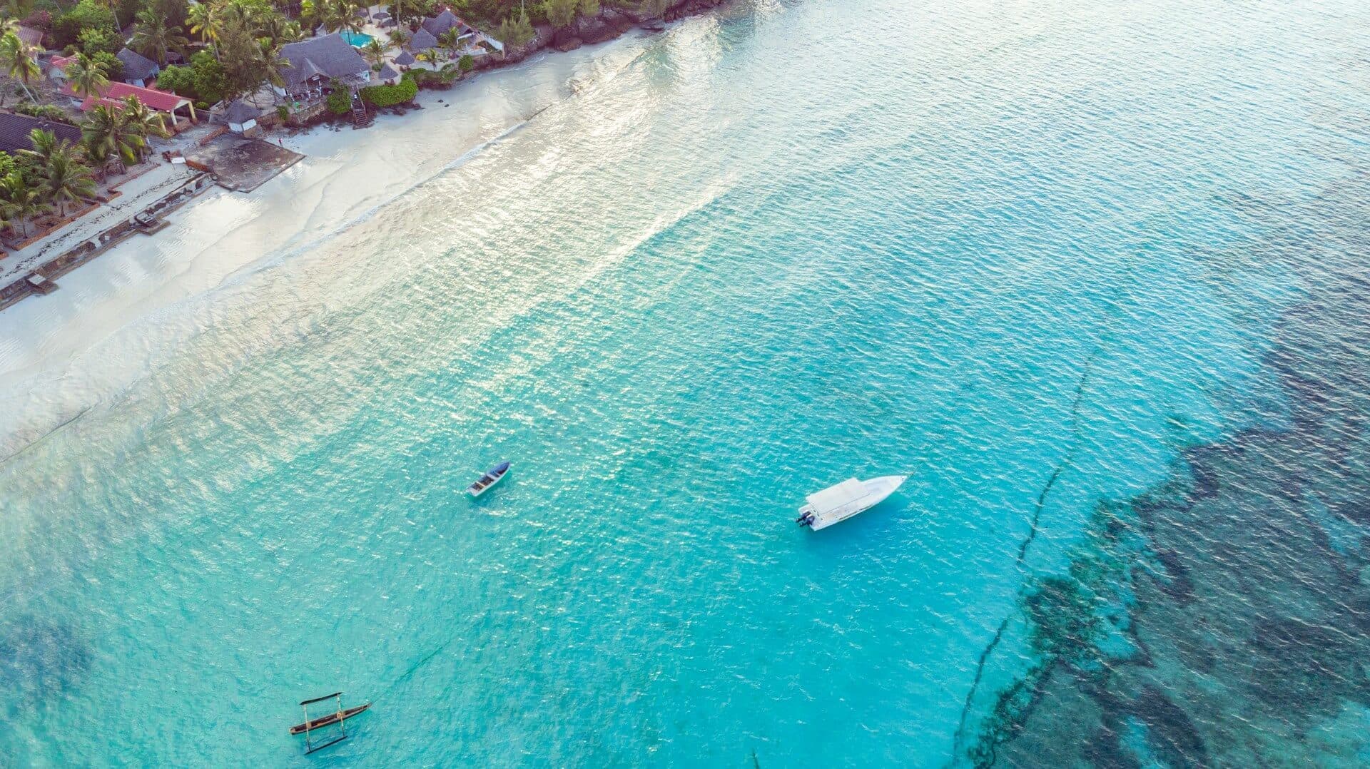 Lagon turquoise vu du ciel